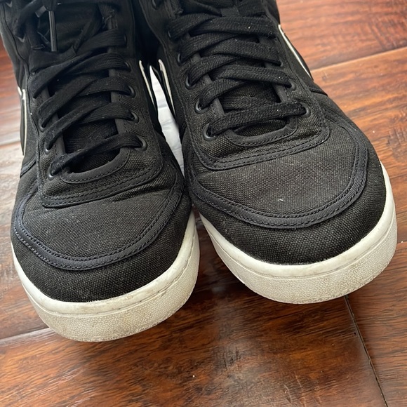 Nike ♥️ - Picture 3 of 4